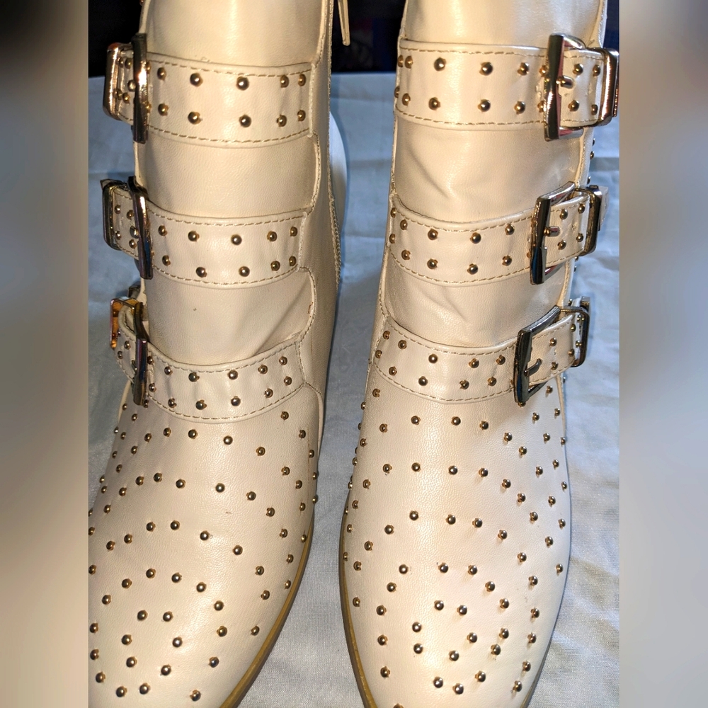 Bumper Anka-01 Pointed Toe Studded Women's Western Booties - Picture 6 of 14